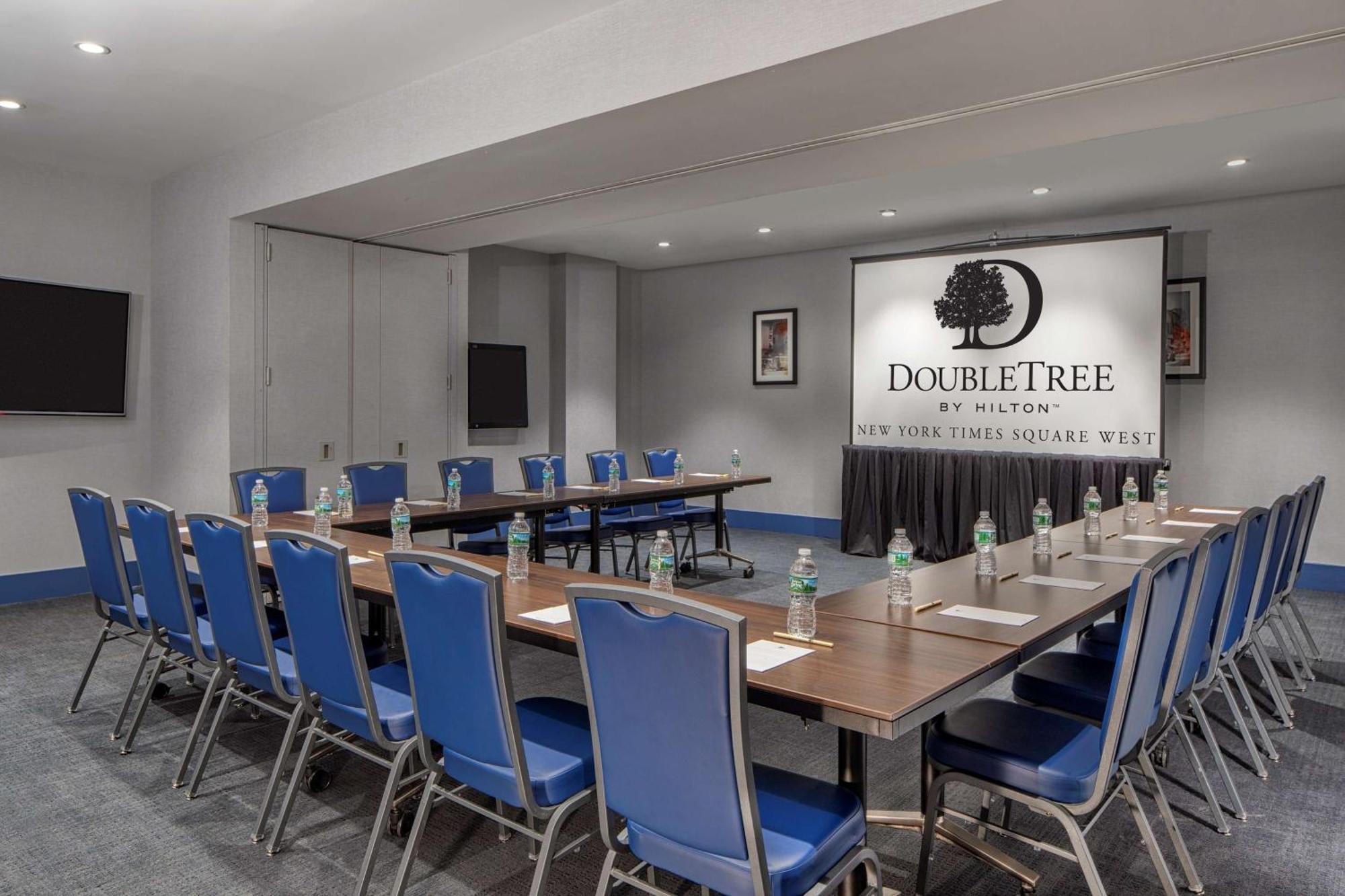 Doubletree By Hilton Times Square West 4* New York