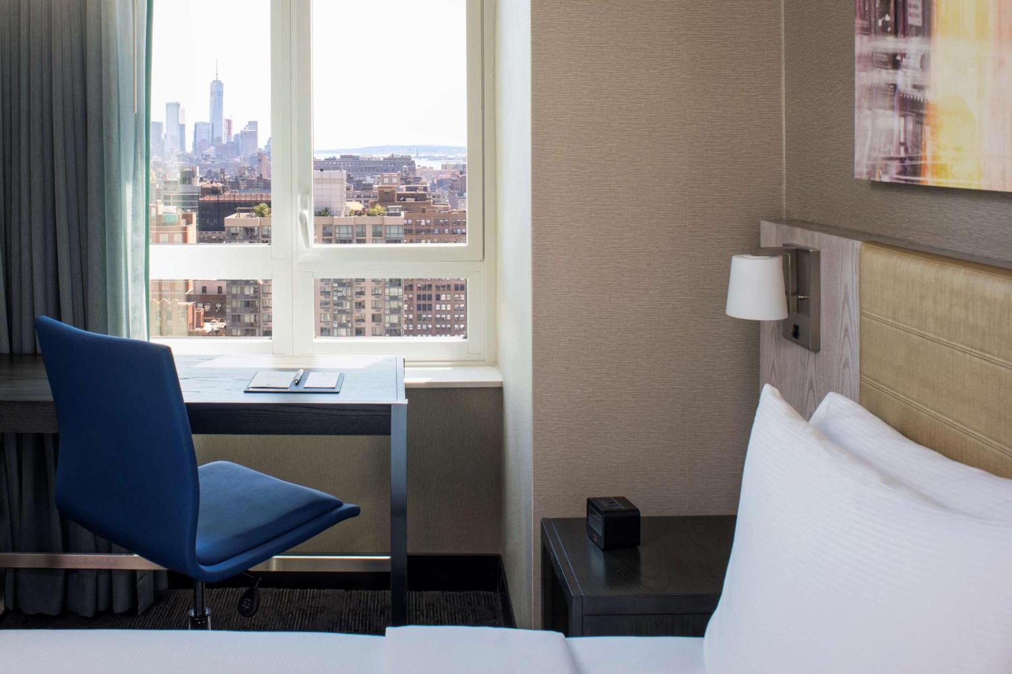 Doubletree By Hilton Times Square West Hotel 4*