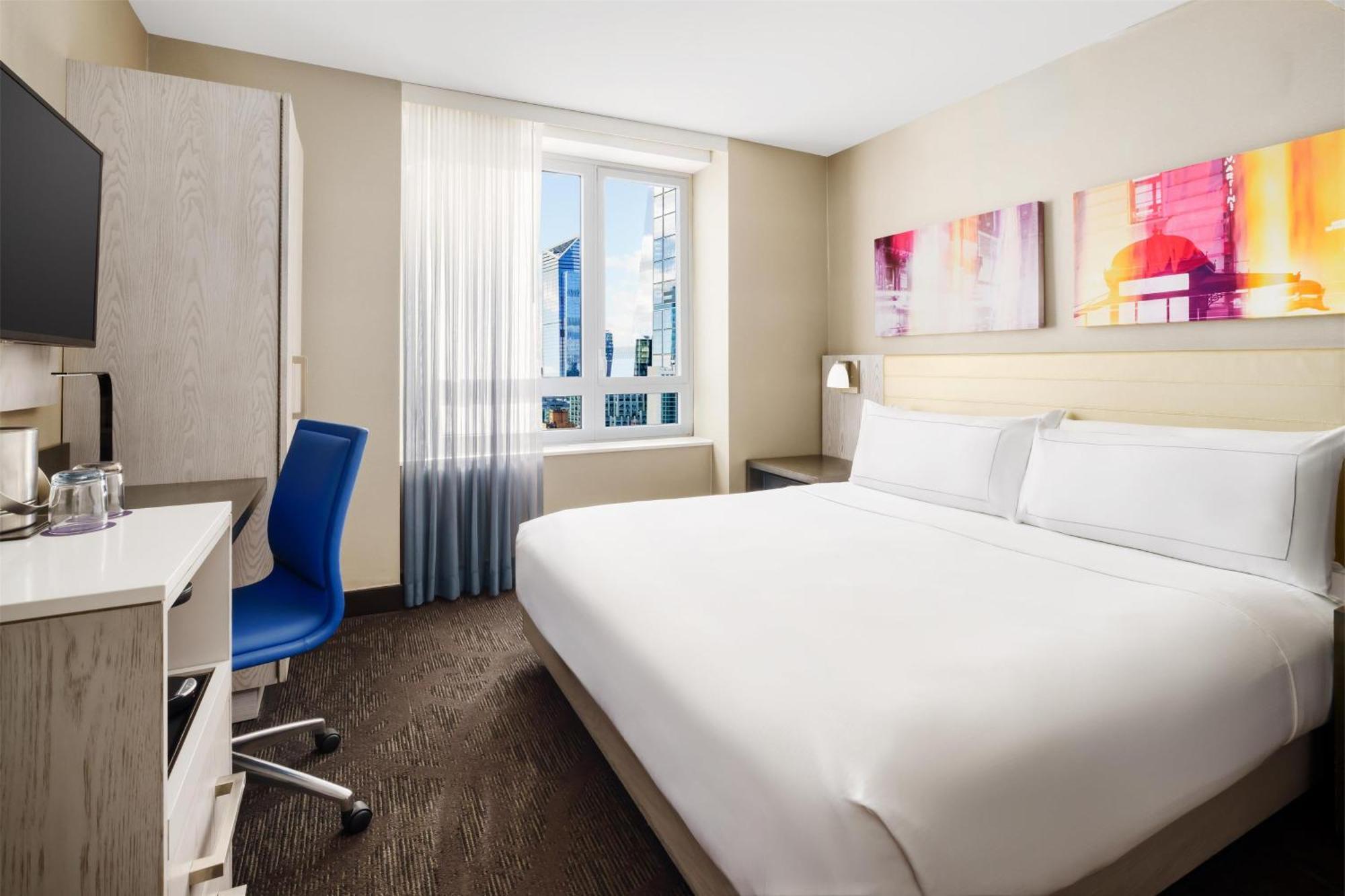 Hotel Doubletree By Hilton Times Square West 4*